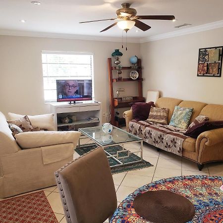 Ocean Vacation Breeze Villa Lantana Luaran gambar