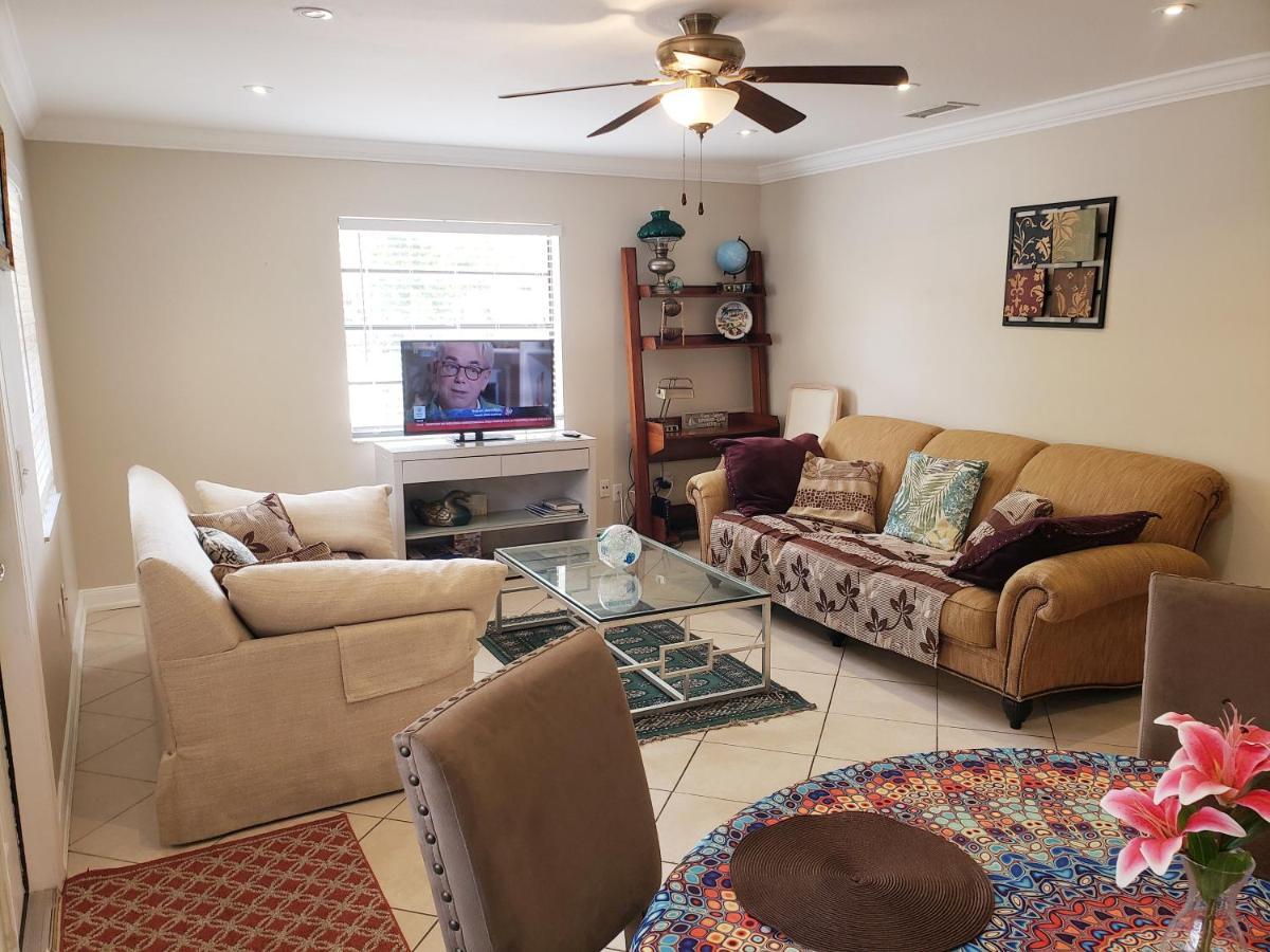 Ocean Vacation Breeze Villa Lantana Luaran gambar