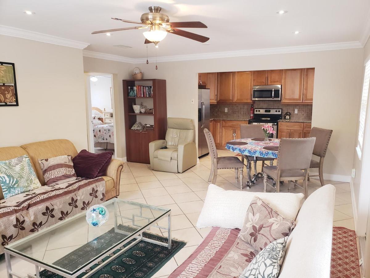 Ocean Vacation Breeze Villa Lantana Luaran gambar